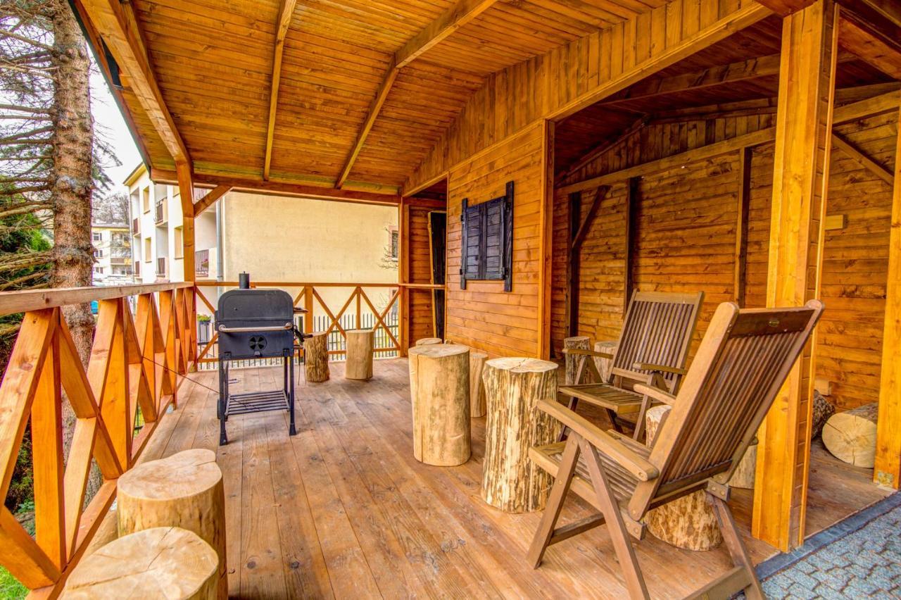 Willa Pod Zegarem - W Cenie Parking, Szybkie Wifi, Duzy Ogrod, Wiata Grilowa! Krynica-Zdrój Extérieur photo